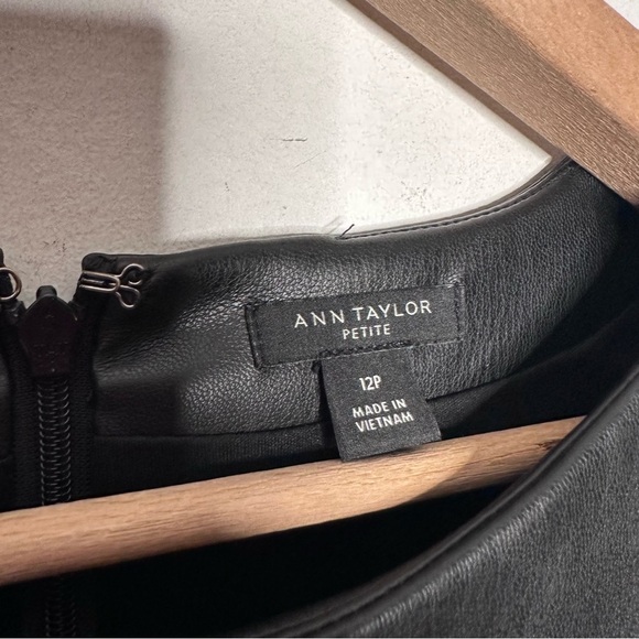 Ann Taylor | Black Short Sleeve Faux Leather Sheath Dress Size 12 Petite - Picture 4 of 5